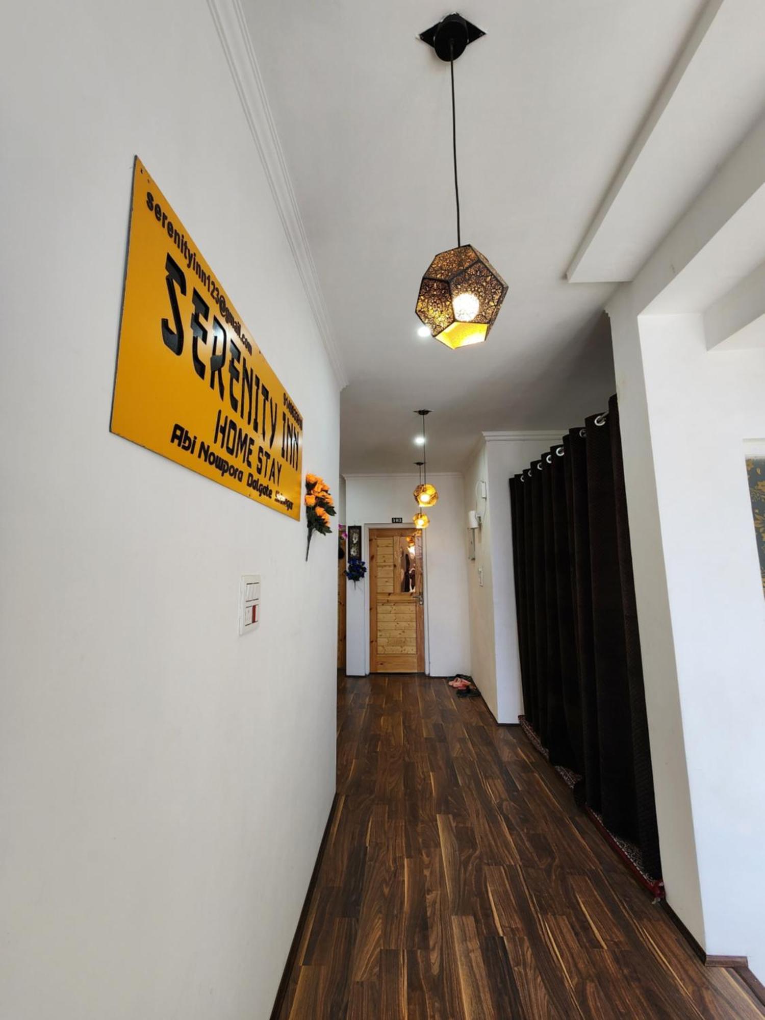 Serenity Inn Home Stay Srīnagar المظهر الخارجي الصورة